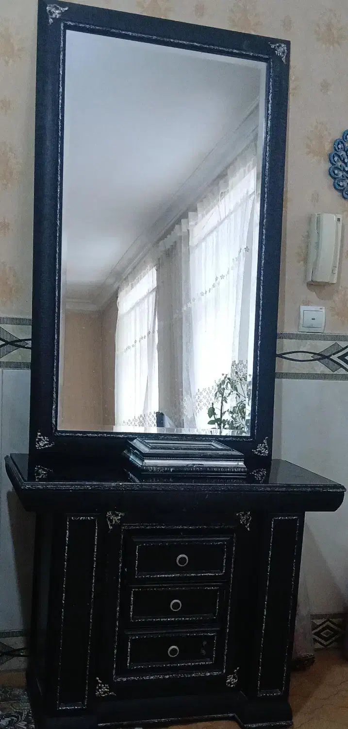 اینه شمدان|بوفه، ویترین، کنسول|چناران, |دیوار