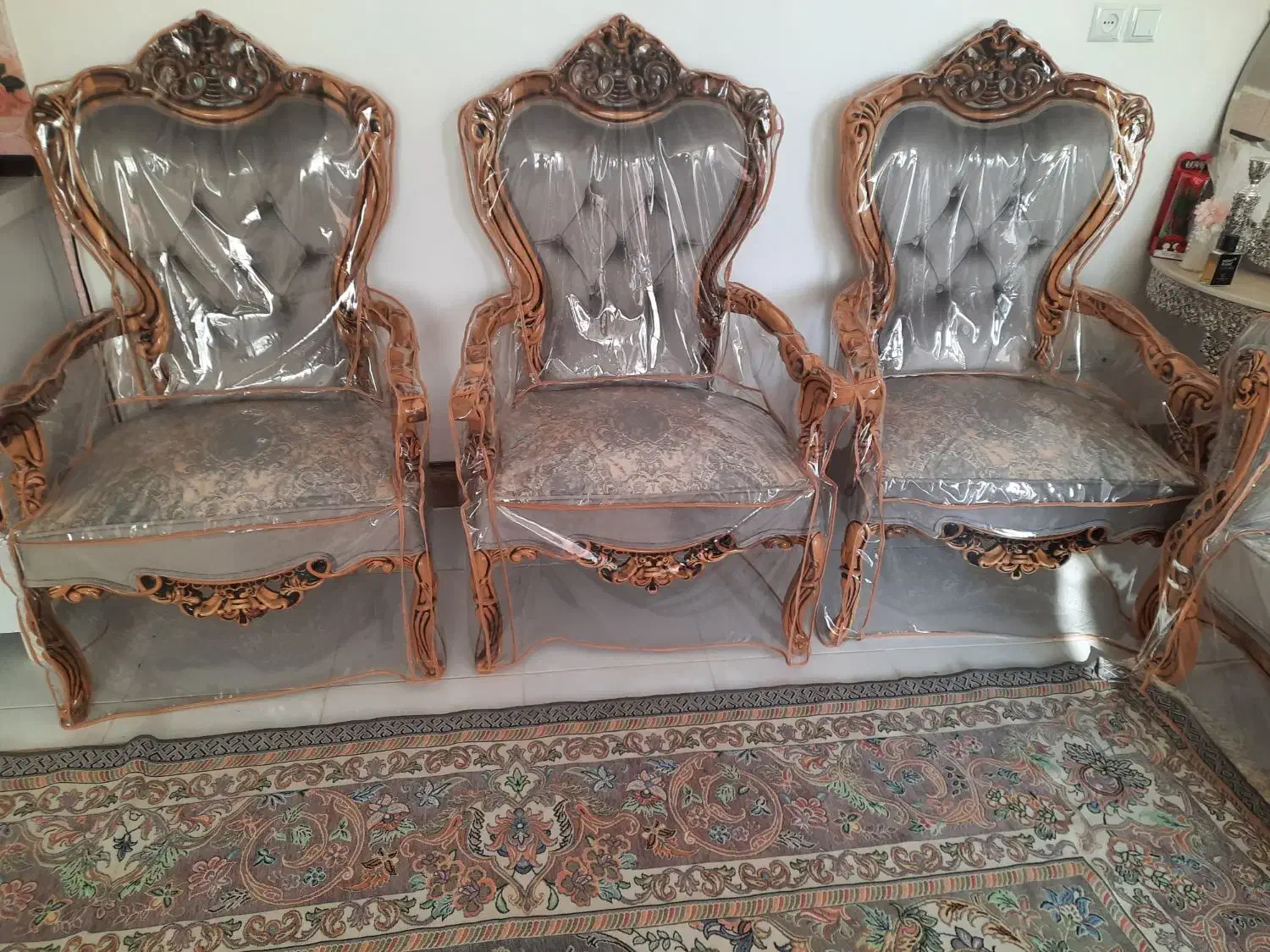 فروش مبلمان کلاسیک نو برای جهیزیه|مبلمان خانگی و میز عسلی|اصفهان, نصرآباد|دیوار