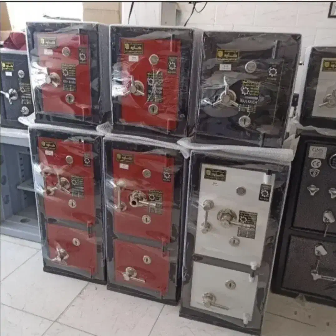 گاوصندوق IRAN KAVEH|ابزارآلات|نیشابور, میدان حافظ|دیوار