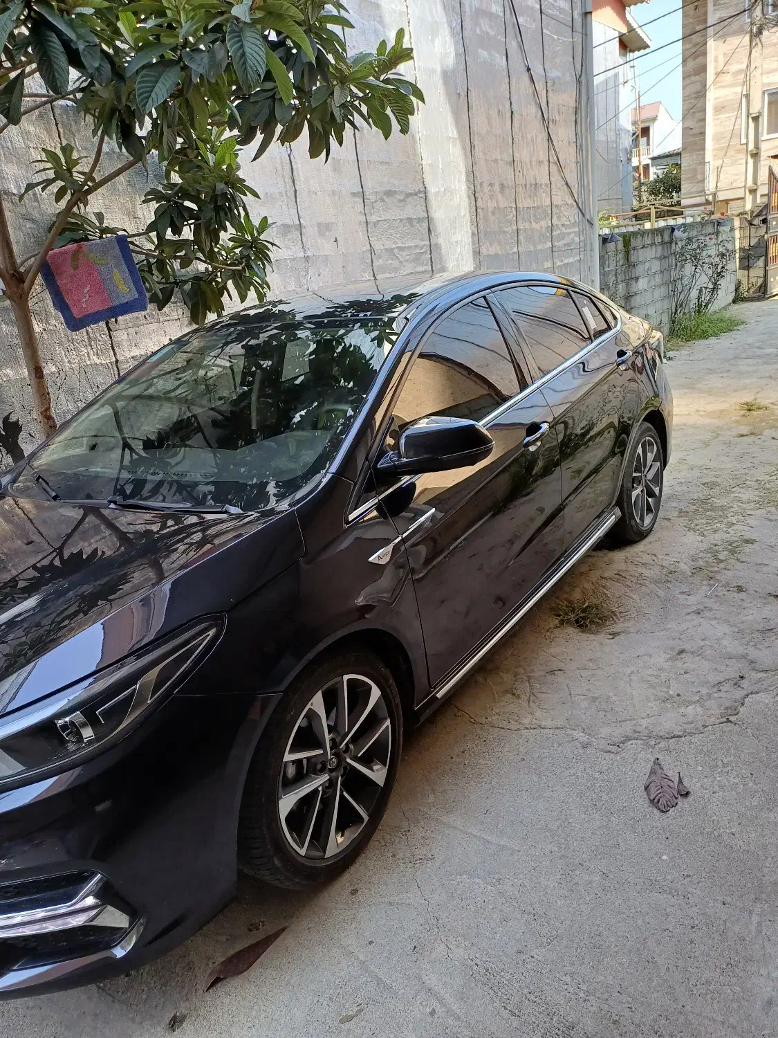 آریزو ۶ پرو|خودرو سواری و وانت|رشت, فرودگاه سردار جنگل رشت|دیوار