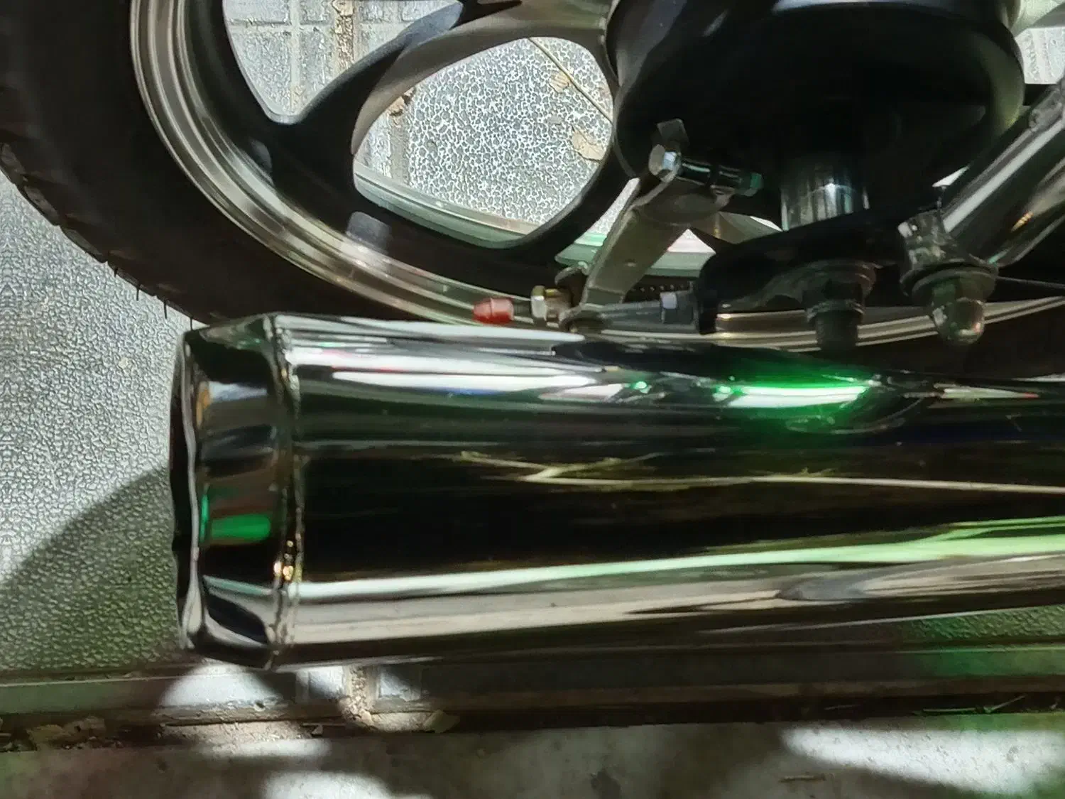 اگزوز ۲۰۰ کبیر کاربرات|قطعات یدکی و لوازم جانبی|سبزوار, امیر کبیر|دیوار