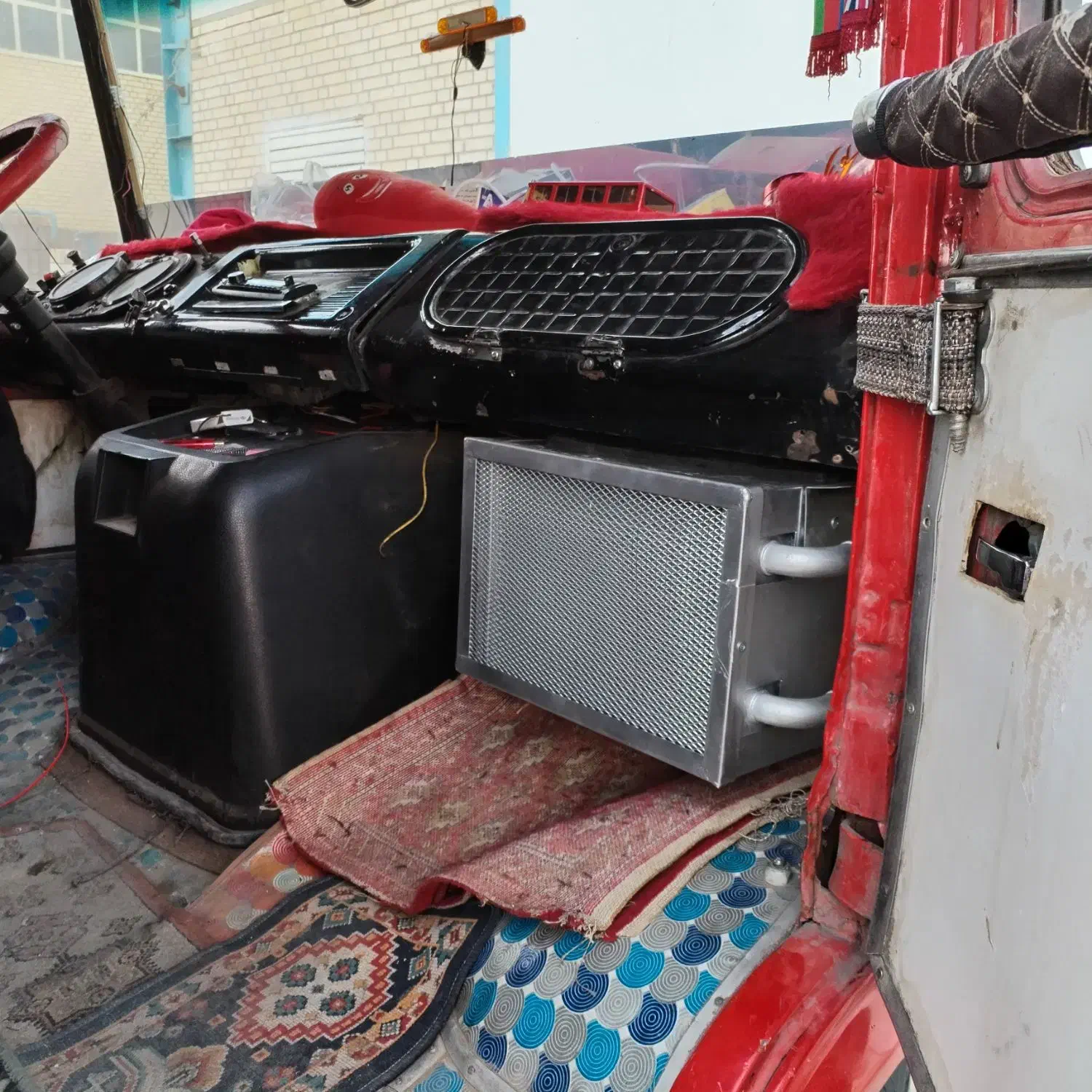 بخاری شوفاژی ماشین مینی بوس بنز ایویکو راهسازی|قطعات یدکی و لوازم جانبی|شیراز, شهرک صنعتی شیراز|دیوار