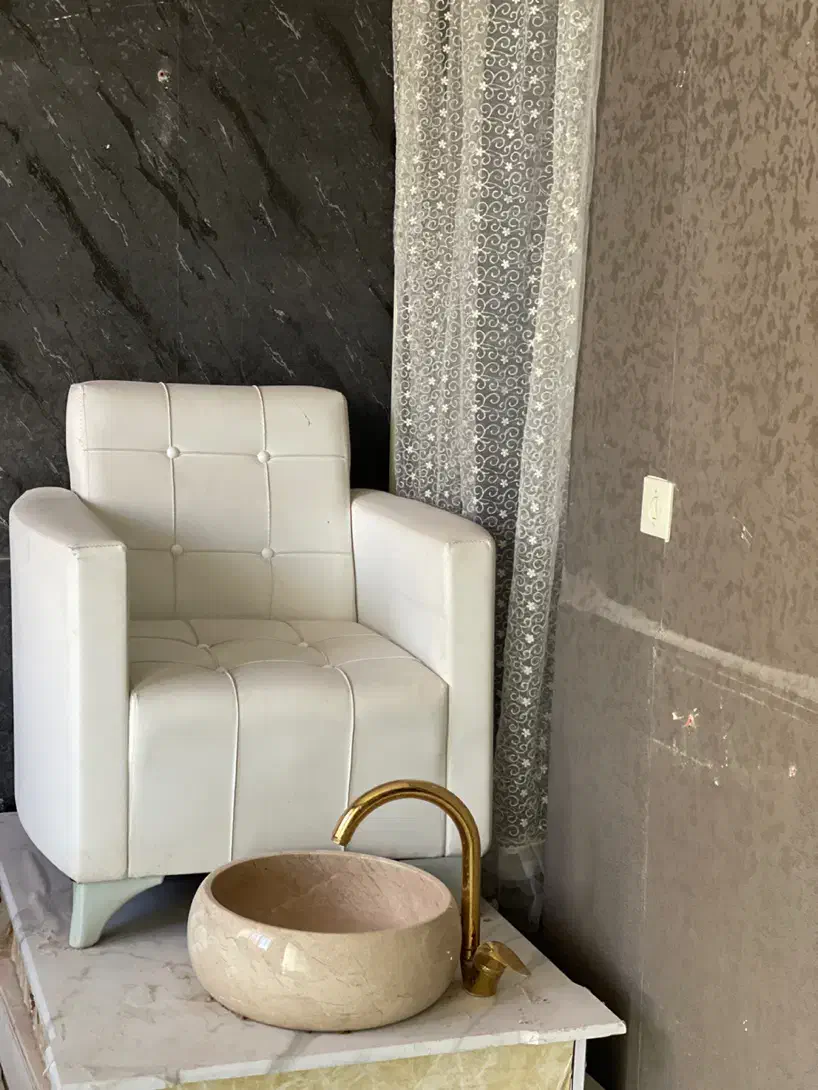 صندلی پدیکور|آرایشگاه و سالنهای زیبایی|خمین, |دیوار