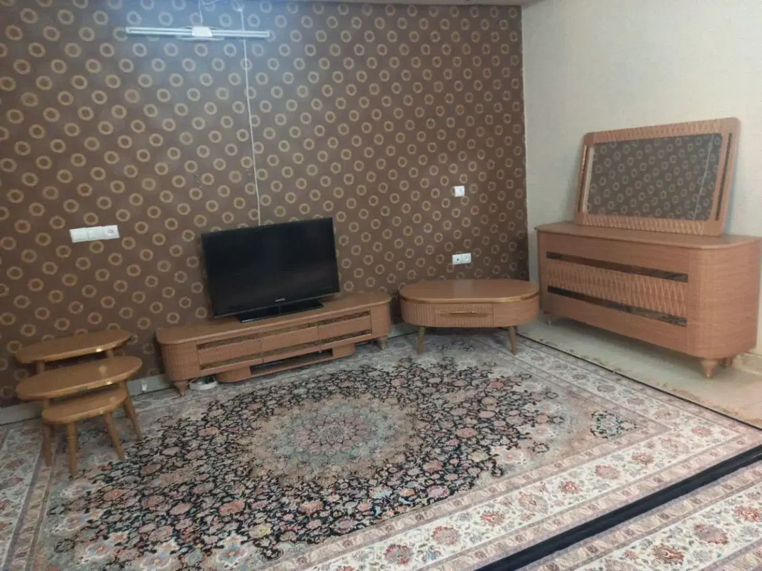 کنسول. میز تلویزیونی. میز وسط|بوفه، ویترین، کنسول|ساری, |دیوار