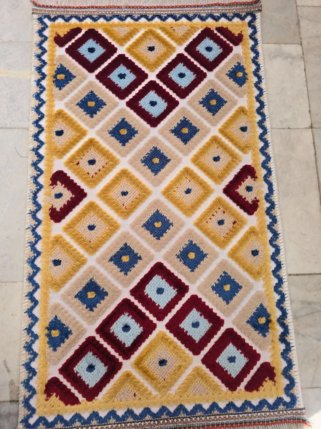 پادری برزنتی|پادری|یزد, |دیوار