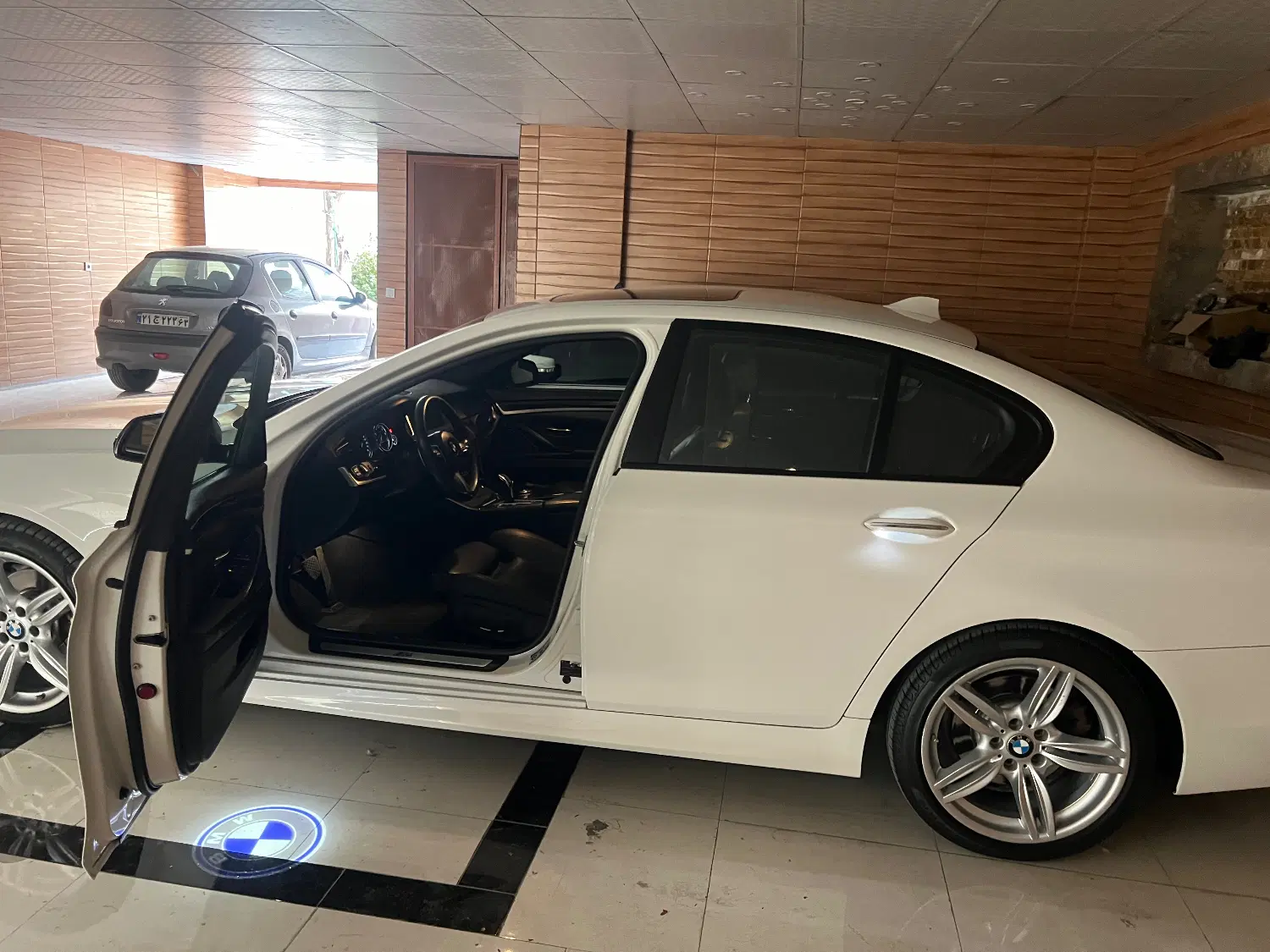 Bmw 528 i|خودرو سواری و وانت|شیراز, فضل‌آباد|دیوار