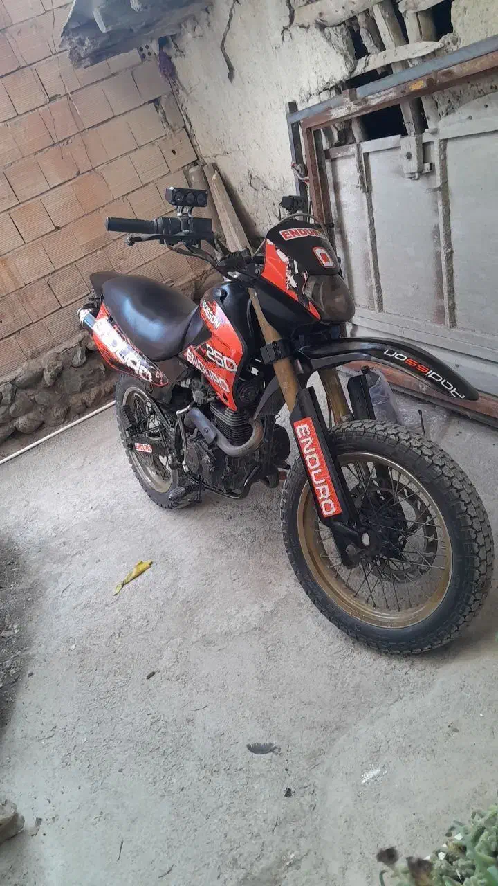 موتور ۲۰۰ رادیسون|موتورسیکلت|گرگان, |دیوار