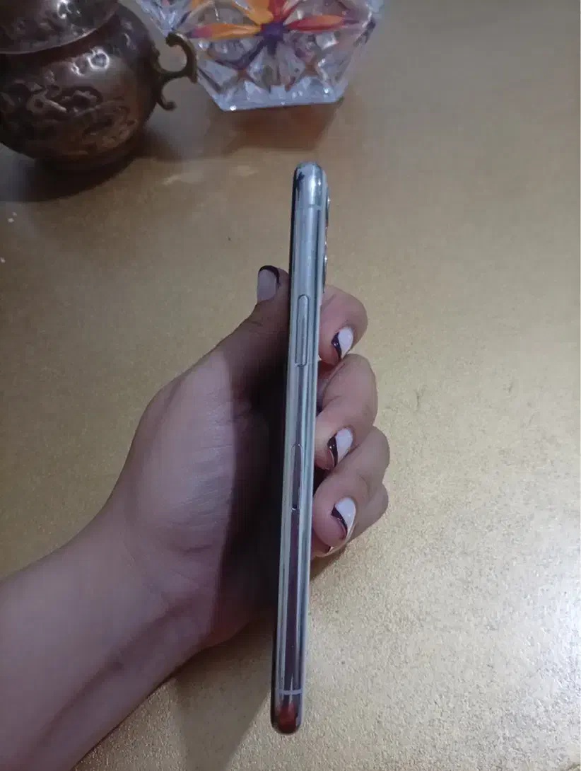 ایفون ۱۱ پرو ۲۵۶ سفید LLA|موبایل|میانه, |دیوار