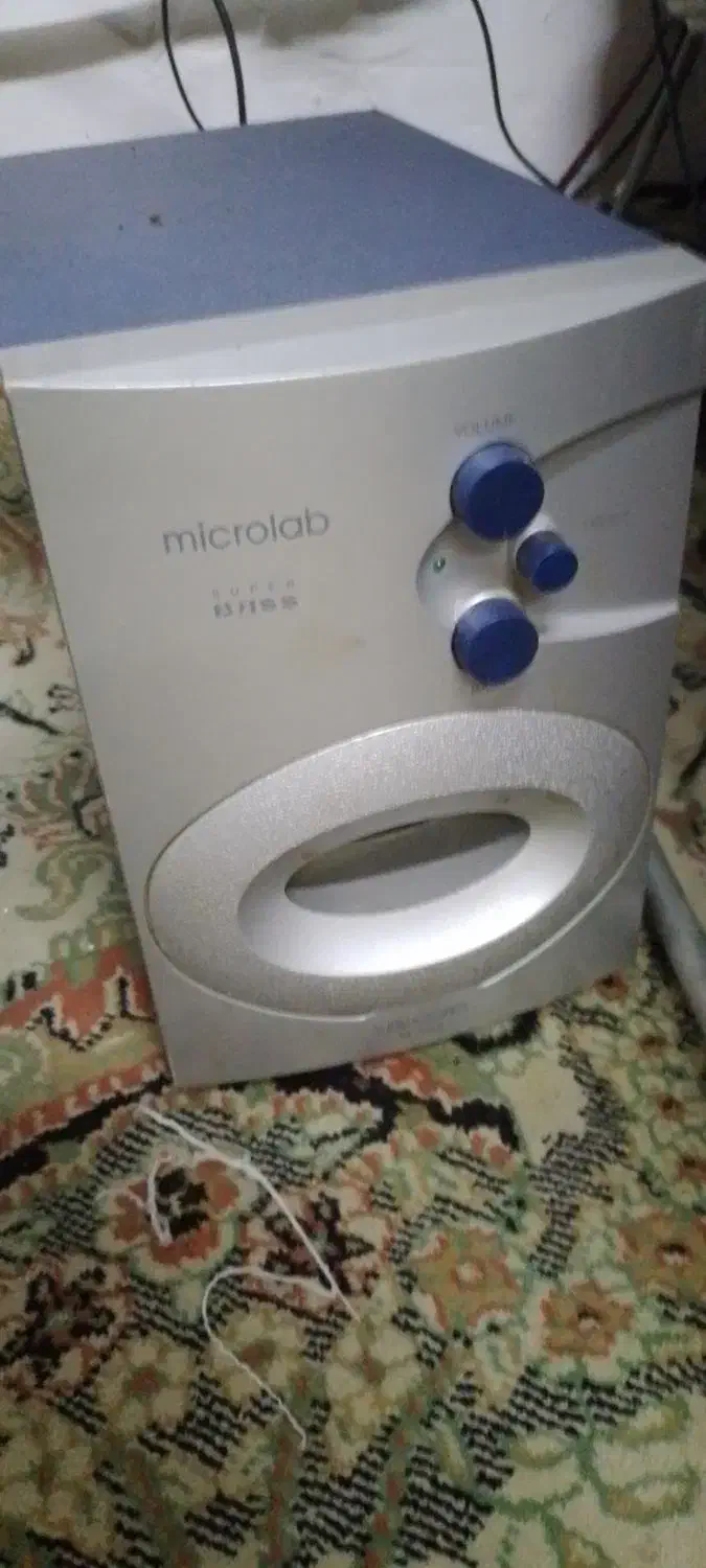 باند|صوتی و تصویری|رشت, قاسمیه|دیوار