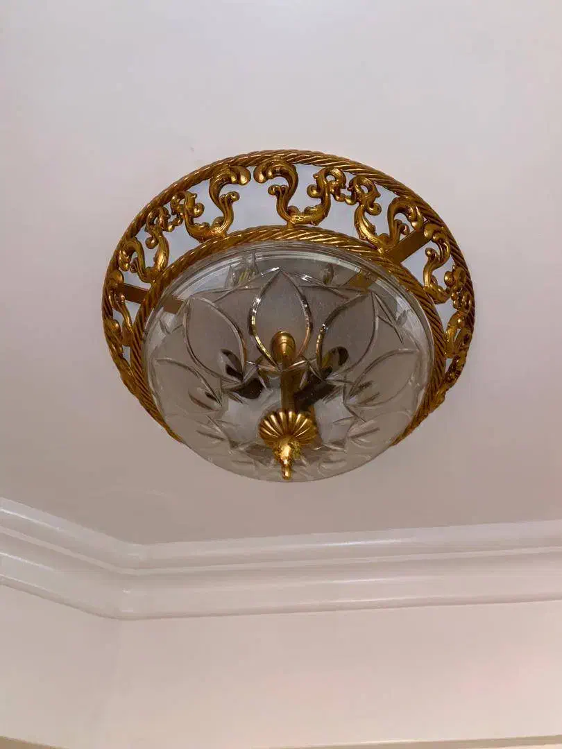 یک جفت لوستر سقفی برنز  و۳عددلوستر کریستال|لوستر و چراغ آویز|تهران, تهرانپارس جنوبی|دیوار