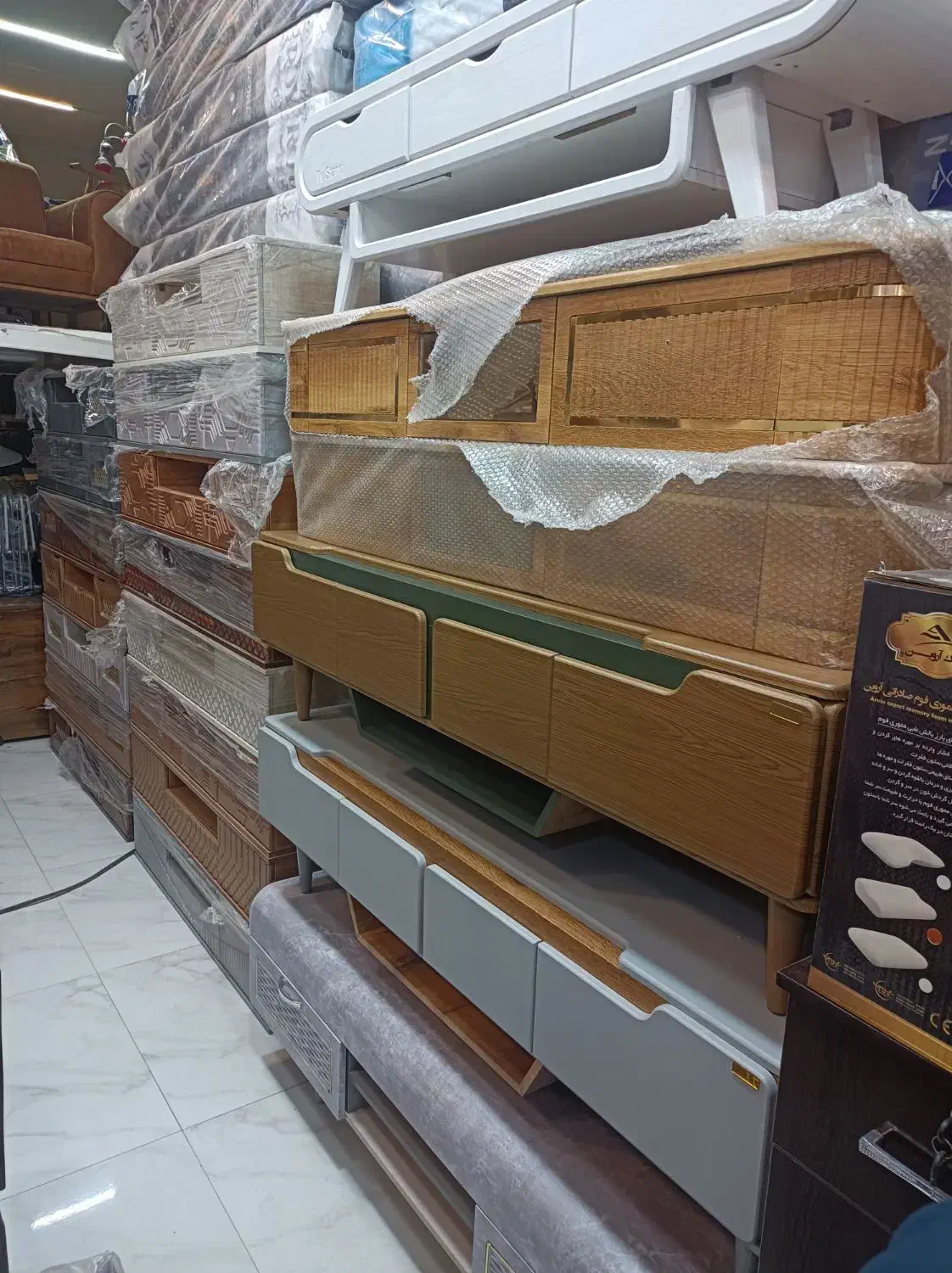 میز تلویزیون تی وی|میز تلویزیون|بروجن, |دیوار