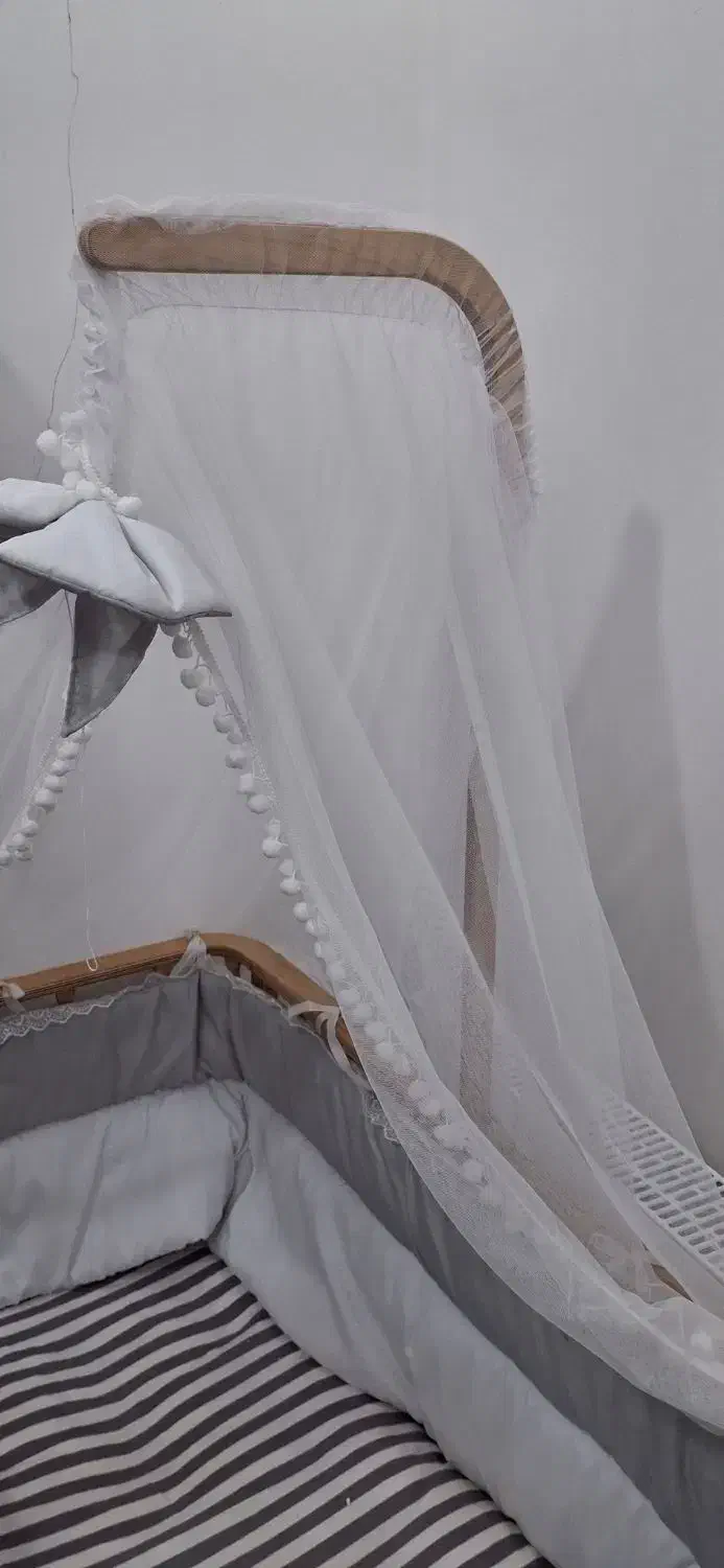 تخت کودک جنس چوب در حد صفر|تخت و صندلی بچه|مشگین شهر, |دیوار