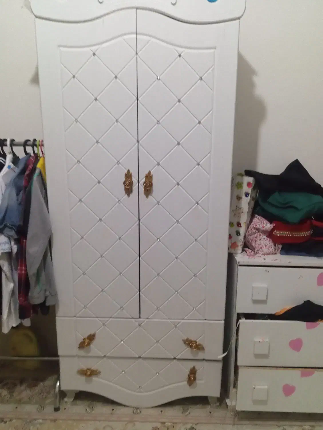 کمد|جاکفشی، کمد، دراور|گناباد, |دیوار