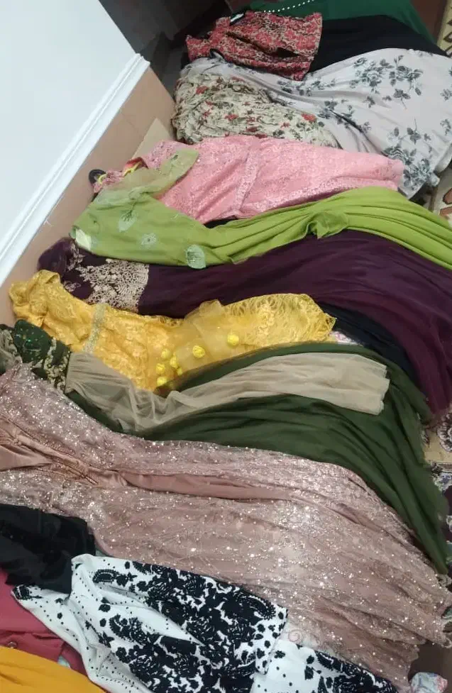 فروش لباس های نو اجاره ای ارزان تر از همه جا|لباس|بندر گناوه, |دیوار