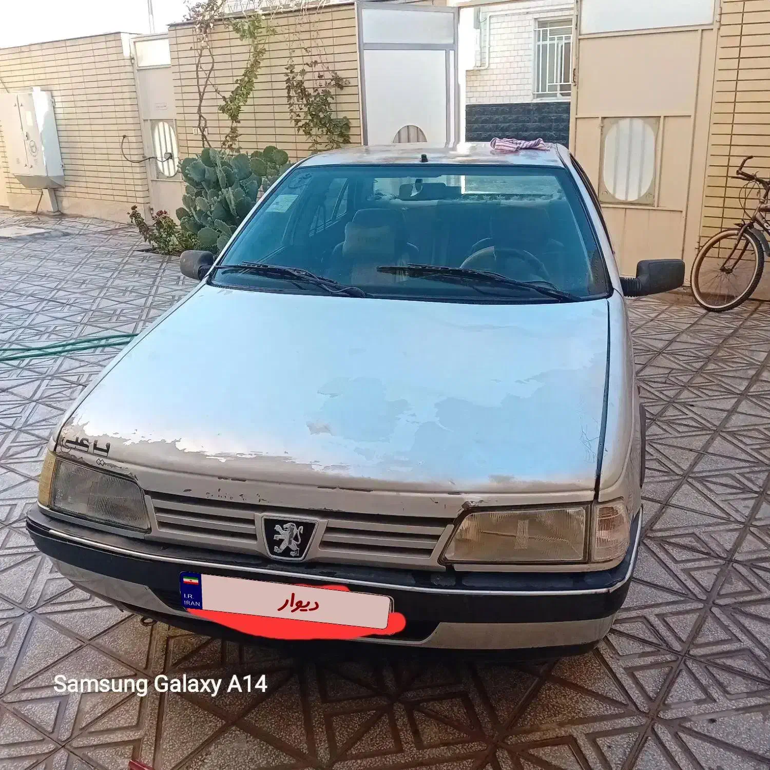 ماشین پژو۴۰۵|خودرو سواری و وانت|آباده, |دیوار