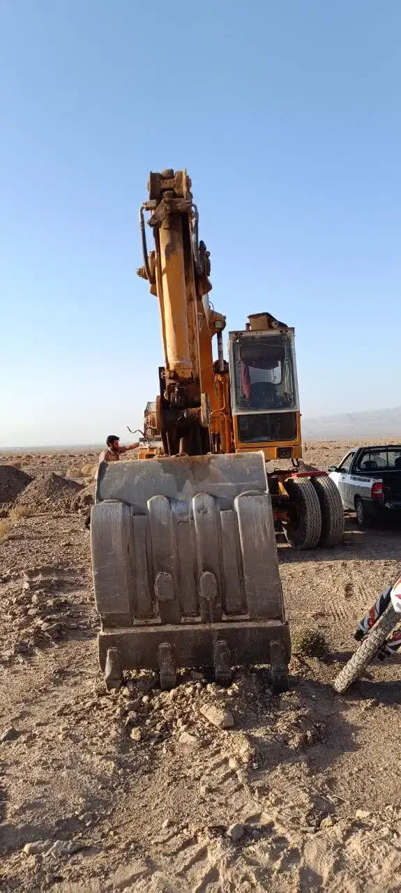 بیل ۹۱۲ مدل ۱۳۶۳|خودرو سنگین|یزد, |دیوار