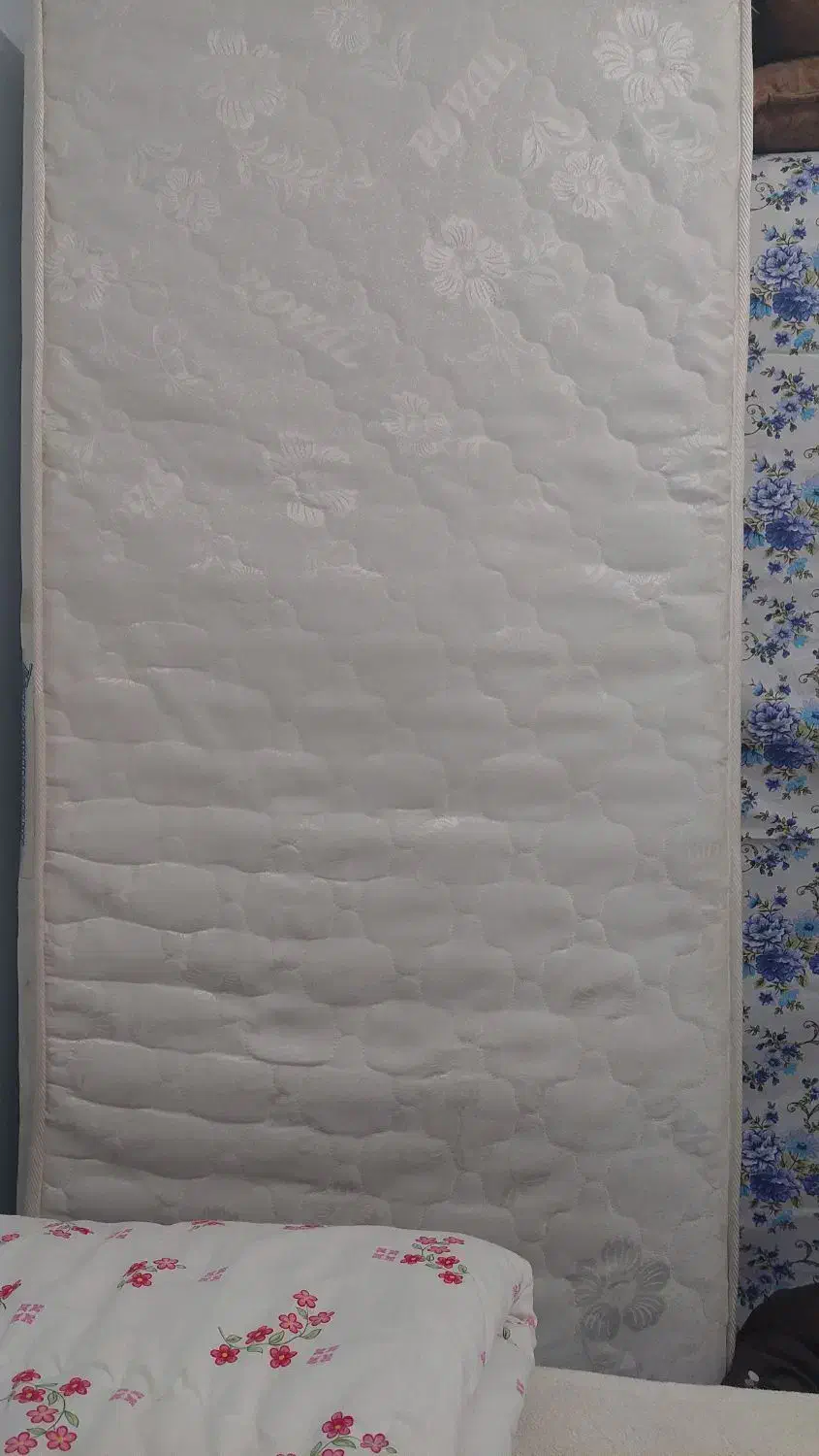 تخت تک نفره فلزی|تشک تختخواب|ارومیه, |دیوار