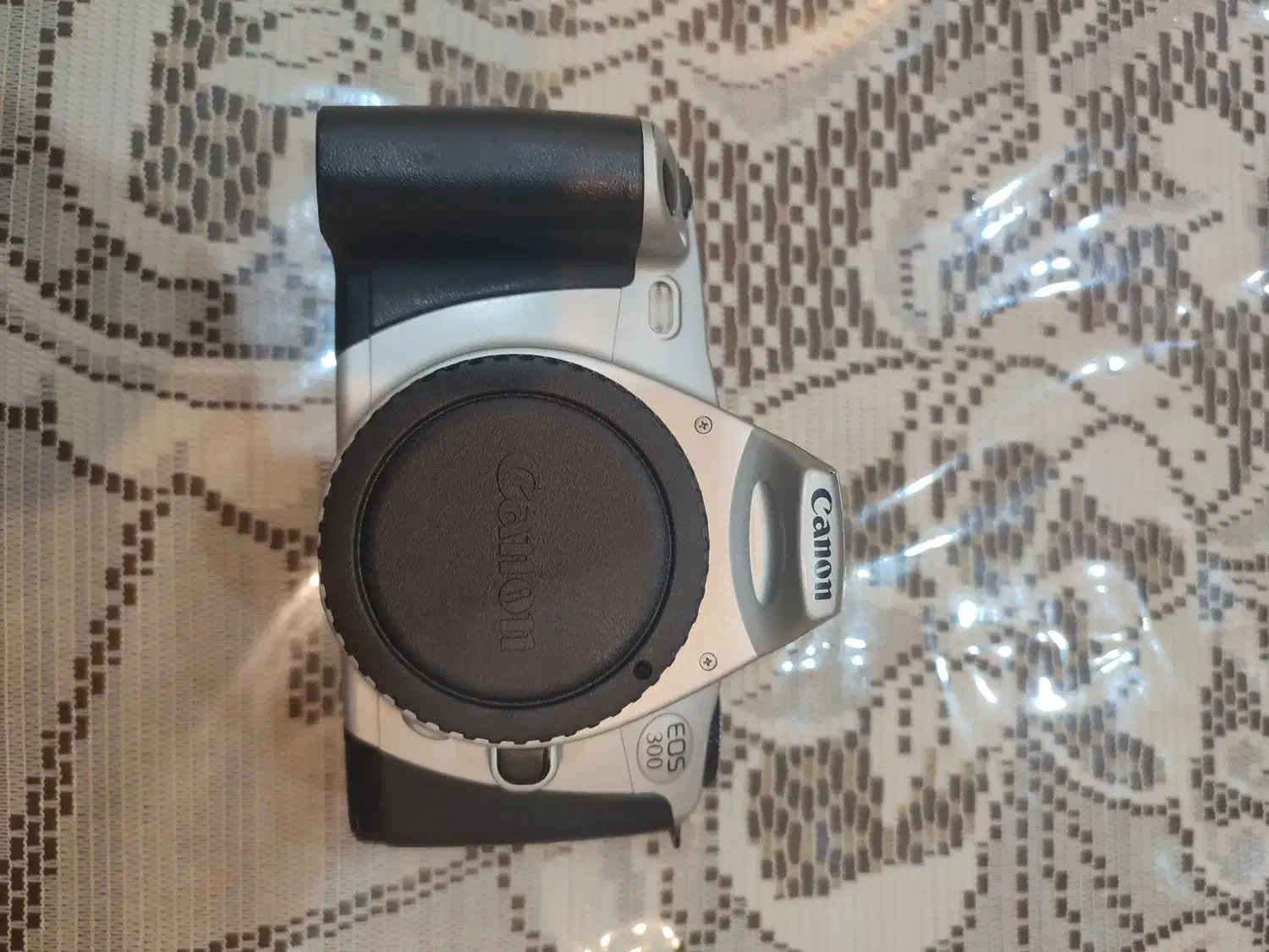 دوربین آنالوگ Canon eos 300 بدون لنز|دوربین عکاسی و فیلم‌برداری|تهران, باغ فیض|دیوار