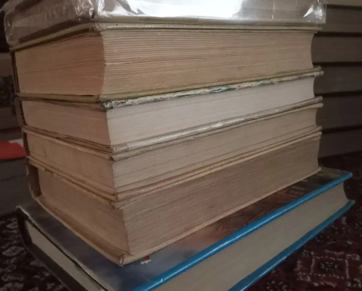 جان شیفته|کتاب و مجله ادبی|تهران, آبشار|دیوار