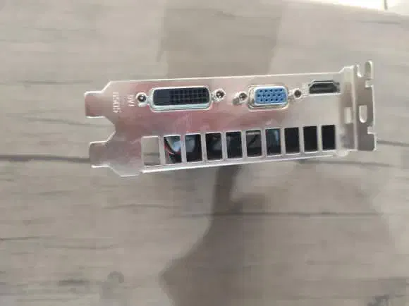 کارت گرافیک 630GT|قطعات و لوازم جانبی رایانه|رباط‌کریم, رباط‌کریم|دیوار