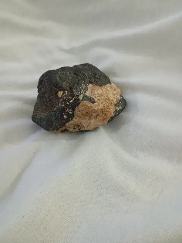 شهاب سنگ|کلکسیون اشیاء عتیقه|قیدار, |دیوار