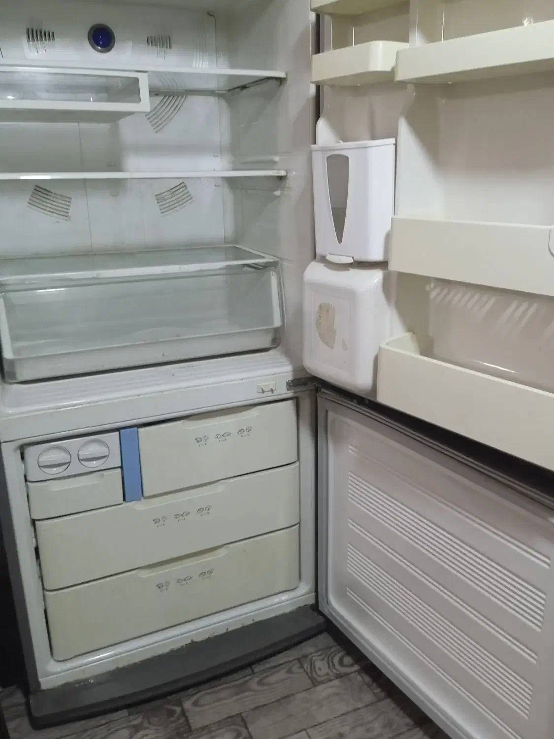 فروش یخچال و فریزر اسنوا|یخچال و فریزر|ساری, |دیوار