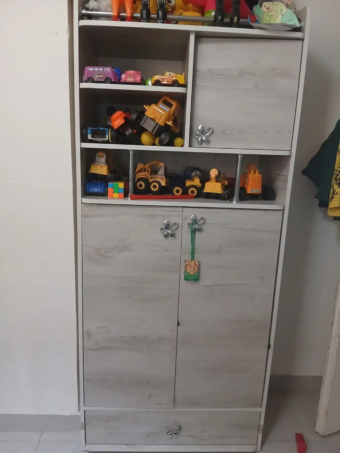 کمد|جاکفشی، کمد، دراور|سمنان, |دیوار