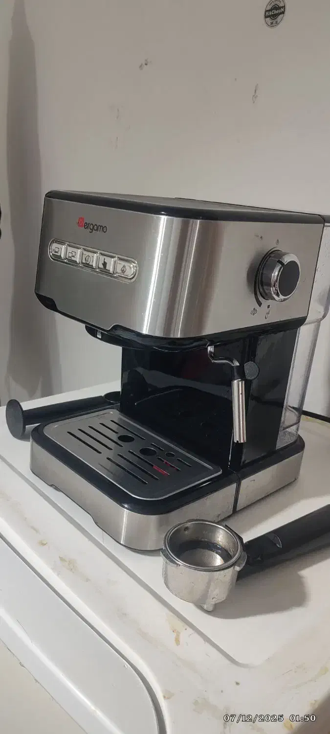 قهوه ساز دقیقا بانصف قیمت|سماور، چایساز، قهوهساز|کیش, |دیوار