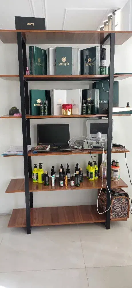 استند چوب وفلز|کتابخانه، شلف، قفسه‌های دیواری|خمینی‌شهر, |دیوار