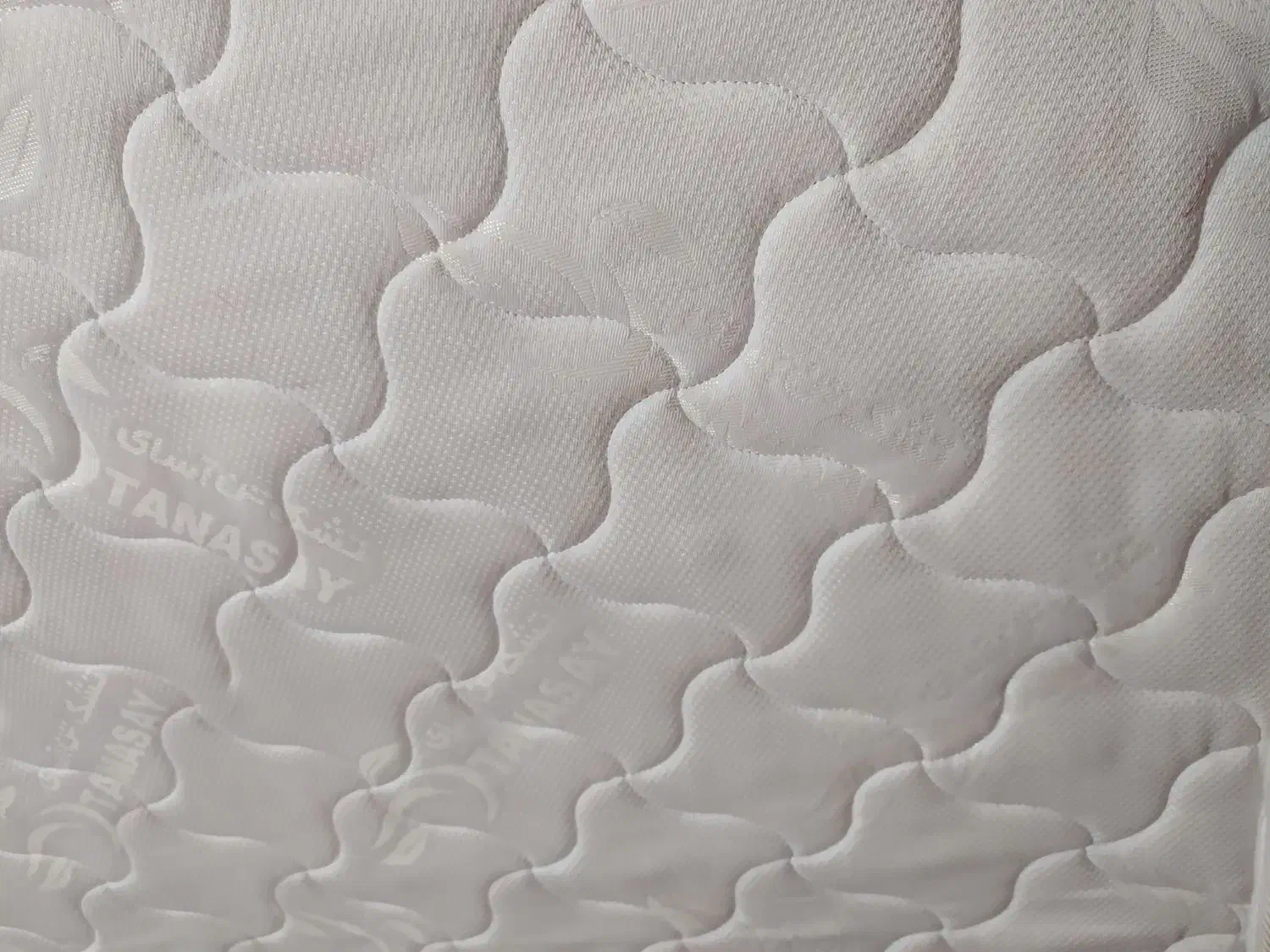 خوشخواب|تشک تختخواب|صدرا-فارس, فاز ۱|دیوار