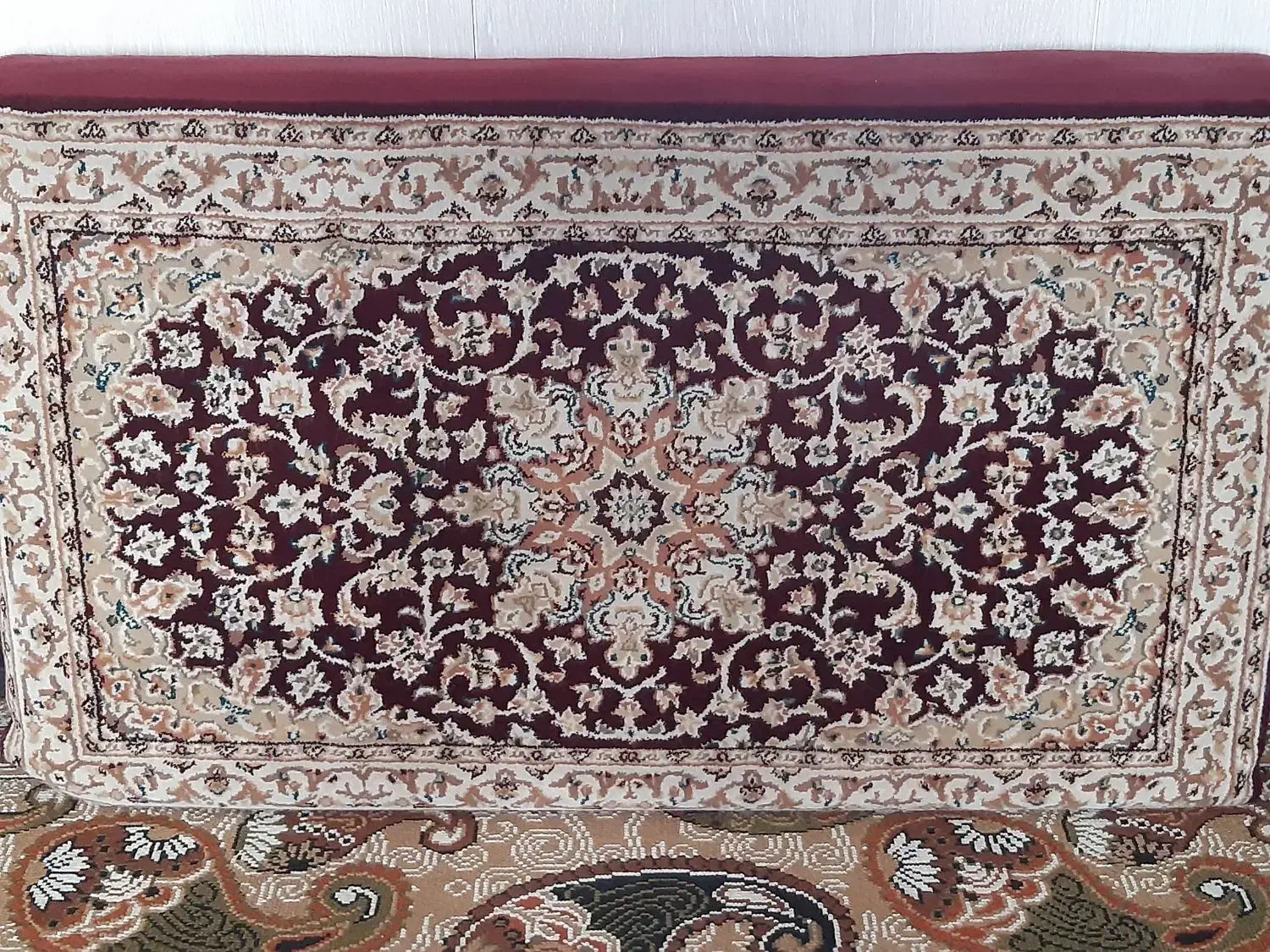 پشتی|پشتی|قم, پردیسان|دیوار