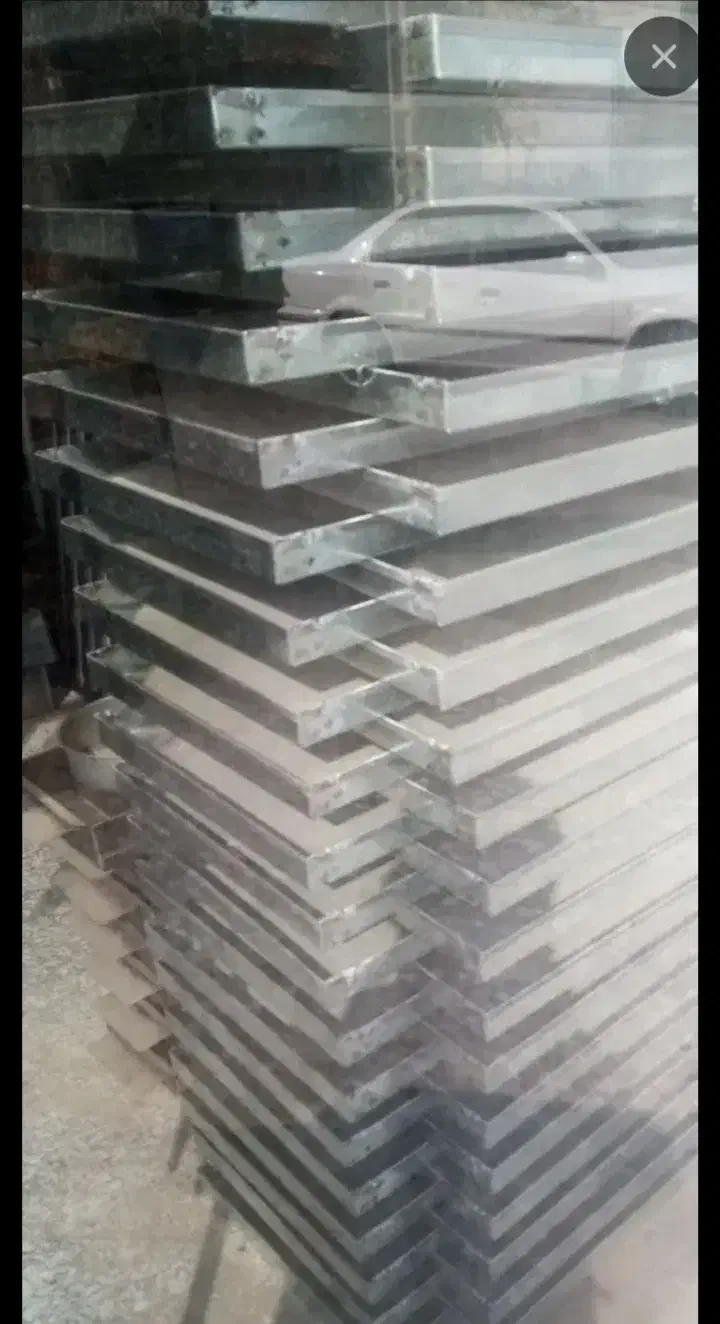 انواع دیس قنادی سینی خشکن قالب کیک یزدی سینی پانچ|ظروف پختوپز|حبیب آباد, |دیوار