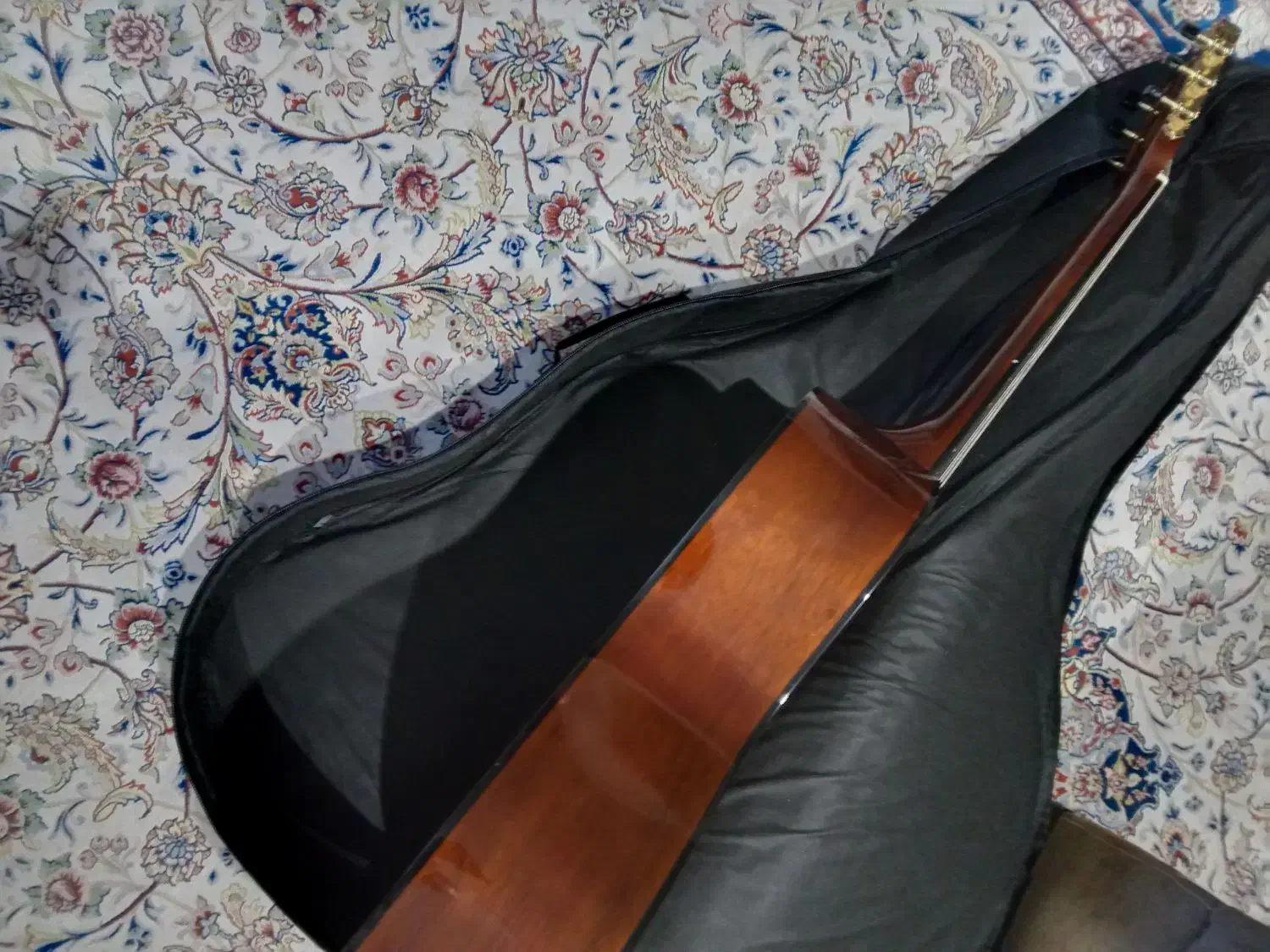 فروش گیتار والنسیاvc104|گیتار، بیس، امپلیفایر|تهران, زرکش|دیوار