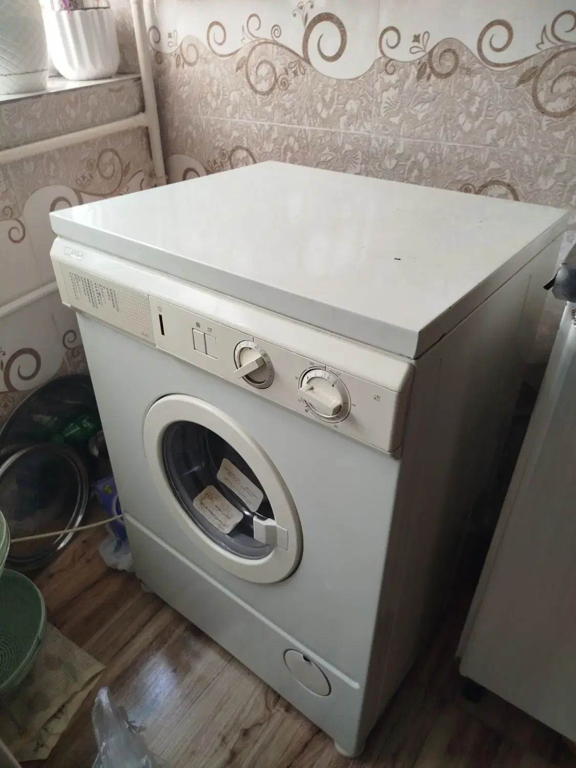 لباسشویی ارج|ماشین لباسشویی و خشک‌کن لباس|فومن, |دیوار