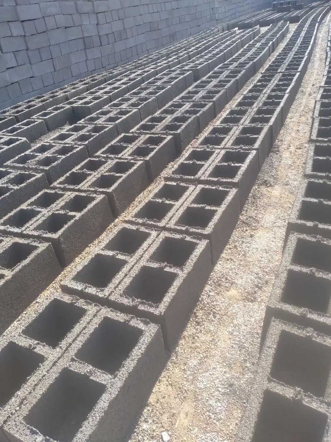 کار در بلوک زنی|استخدام معماری، عمران و ساختمانی|خرمآباد, |دیوار