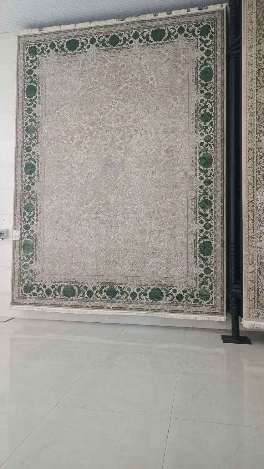 فرش متفاوت|فرش|مریوان, |دیوار