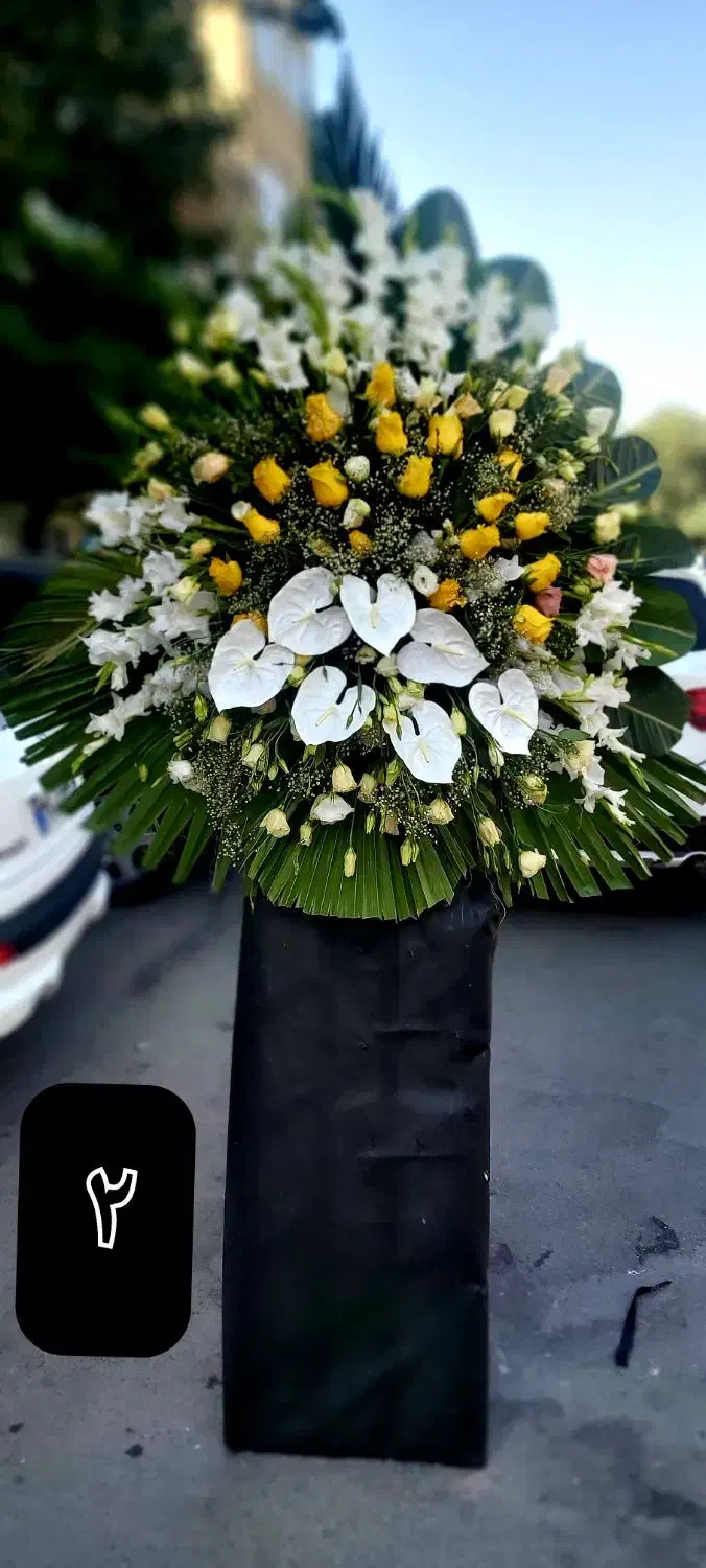 تاج گل پایه سبد و دسته گل ماشین عروس خدمات تشریفات|گل و گیاه طبیعی|مشهد, امیر|دیوار