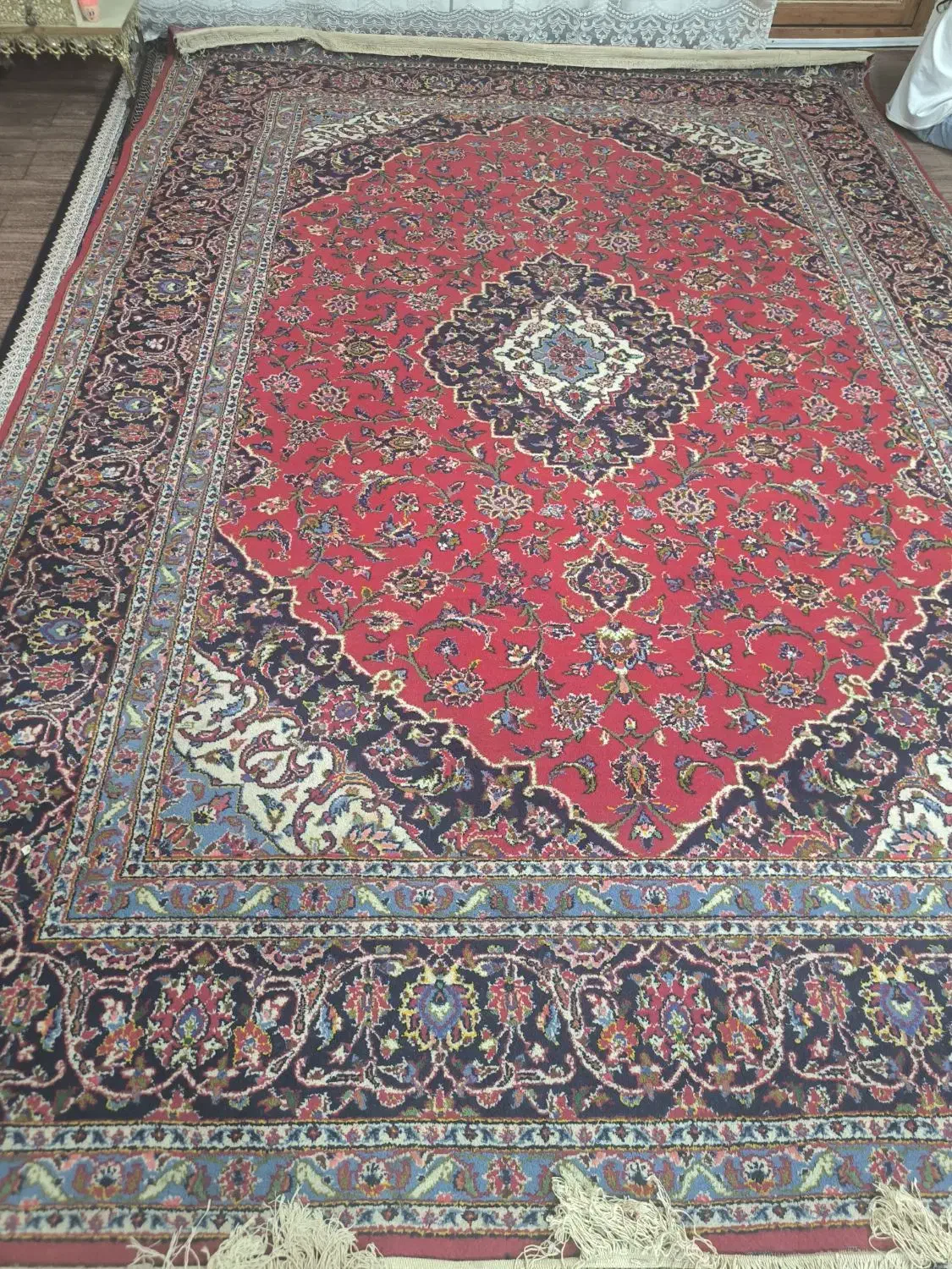 فرش دستبافت|فرش|ورامین, ورامین|دیوار