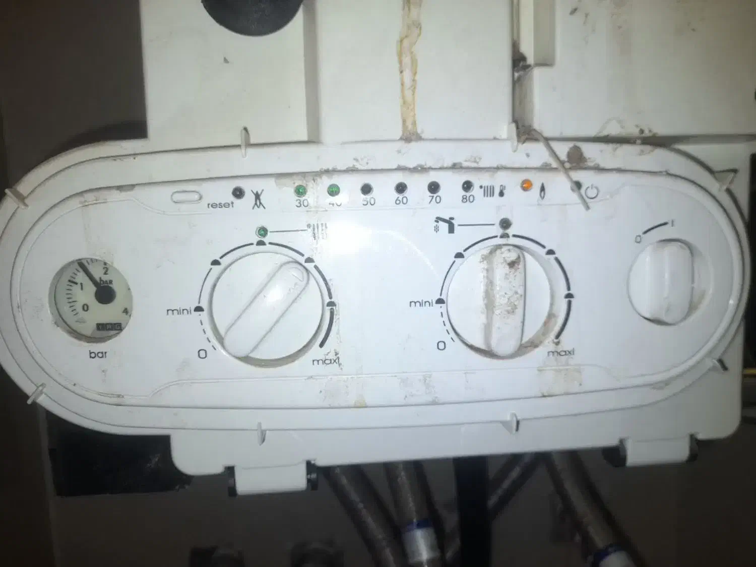 تعمیرات تخصصی انواع پکیج شوفاژ بخاری شومینه کل قم|خدمات پیشه و مهارت|قم, انسجام|دیوار