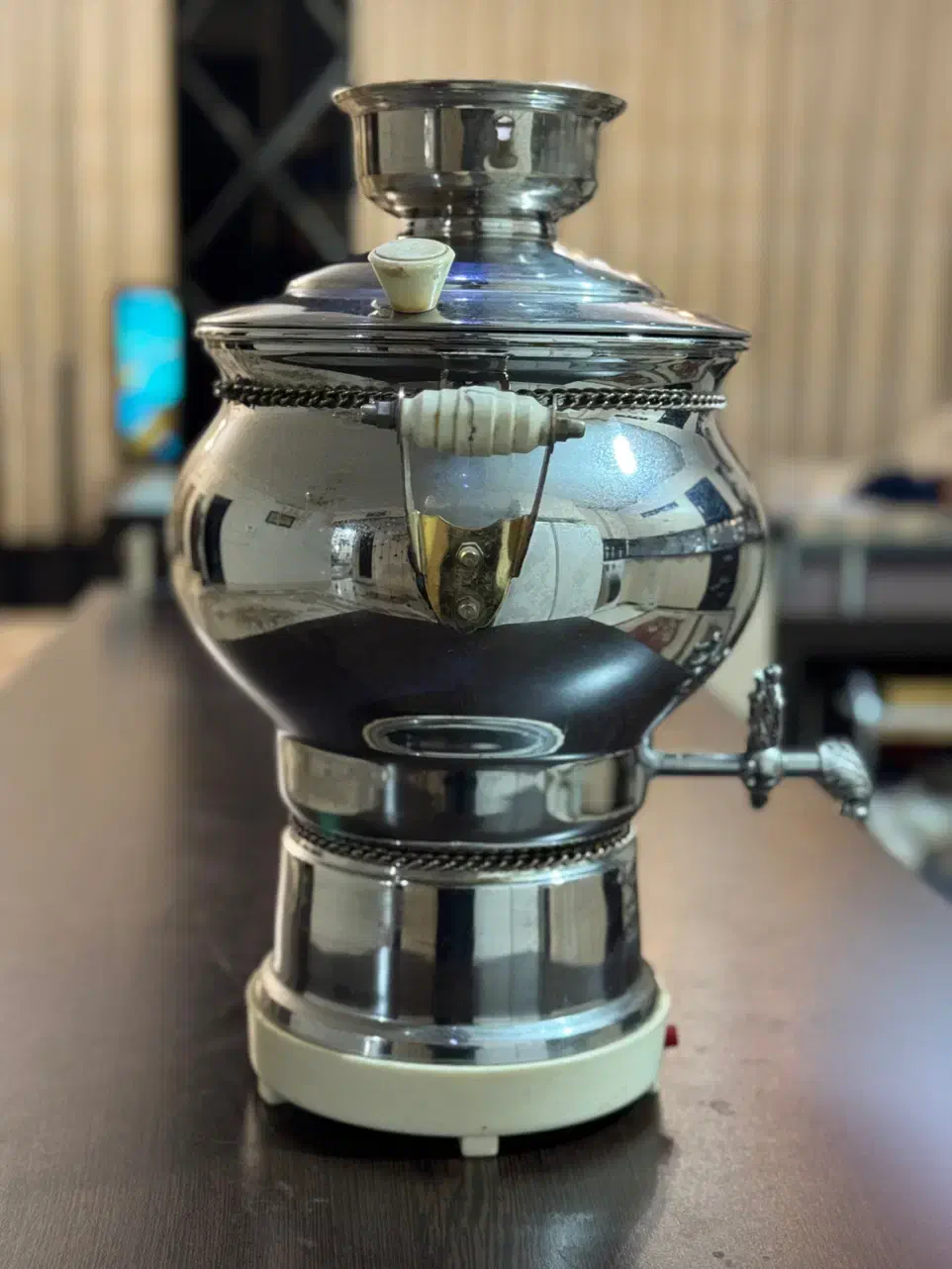 سماور برقی ۶ لیتری جنس عالی|سماور، چایساز، قهوهساز|زاهدان, |دیوار