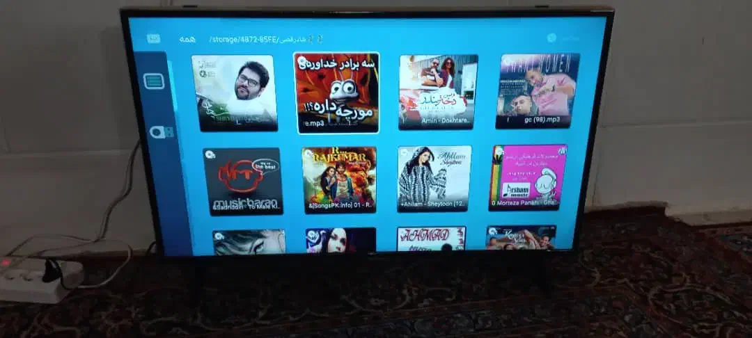 تلویزیون ۴۳اینچ|تلویزیون و پروژکتور|یزد, |دیوار