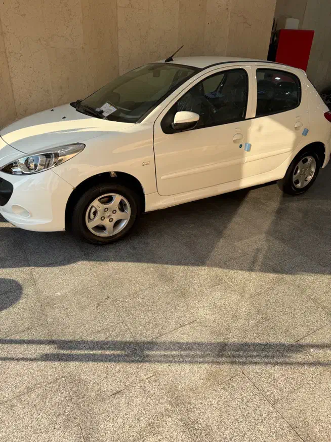 207 اتوماتیک سقف فلز|خودرو سواری و وانت|تهران, تهرانپارس شرقی|دیوار