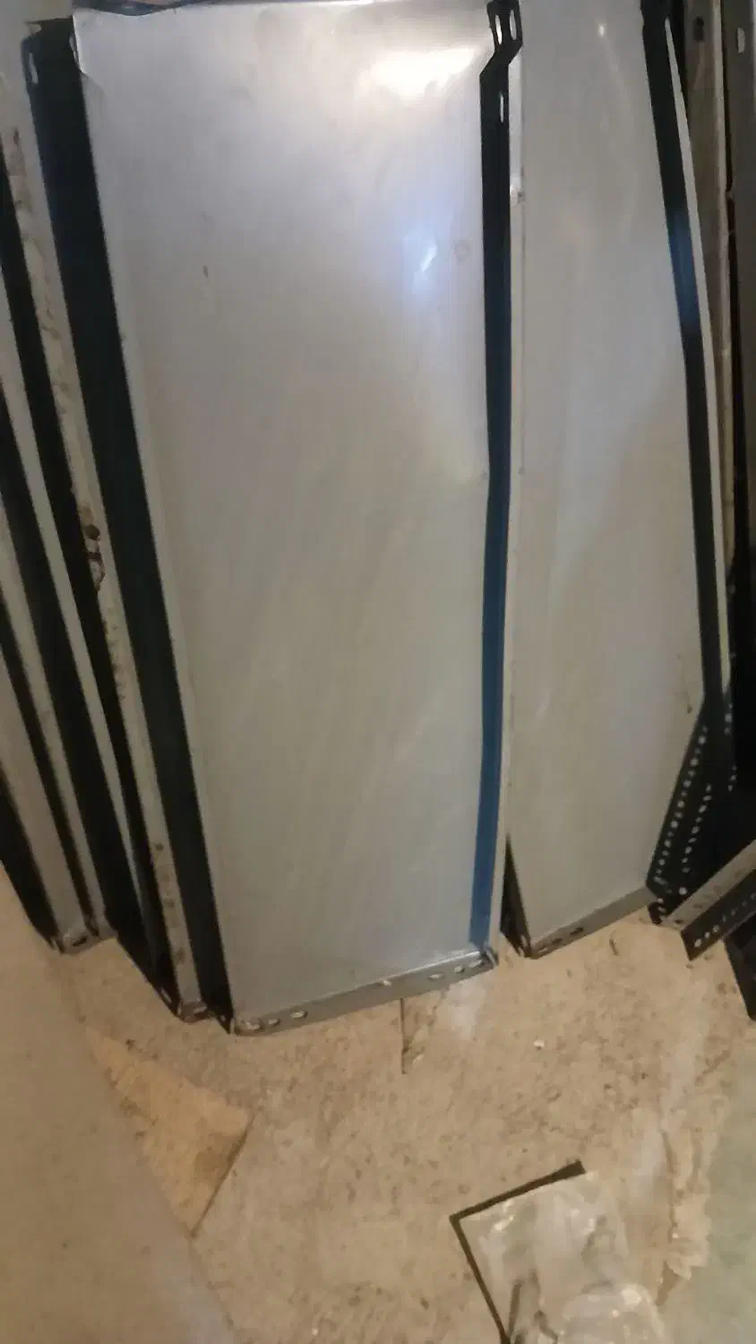 فروش قفسه فلزی با پایه و پیچ و مهره|کتابخانه، شلف، قفسه‌های دیواری|نوشهر, |دیوار