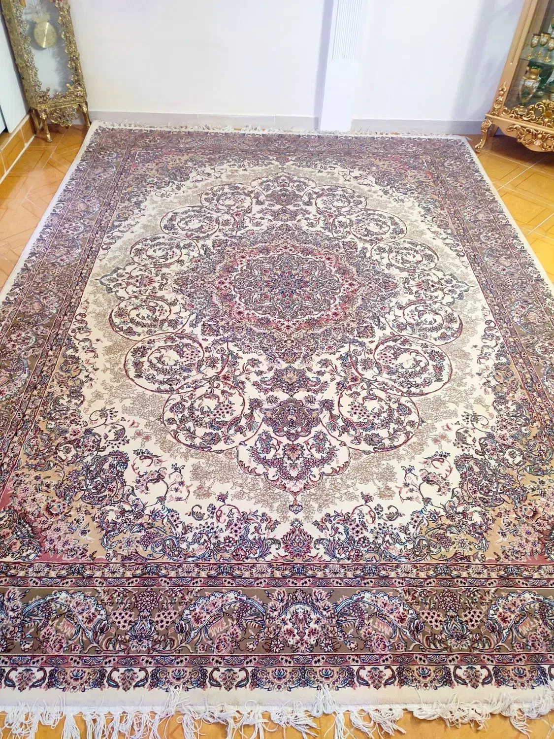فرش ۱۲ متری ۷۰۰ شانه|فرش|قزوین, |دیوار