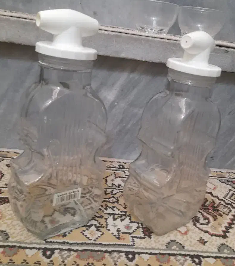 لیوان وکاسه پا فیلی|ظروف سرو و پذیرایی|کاشان, باهنر|دیوار