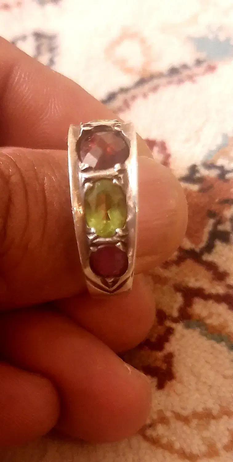 انگشتر گارنت زبرجد یاقوت برمه عتیقه|جواهرات|تهران, فرمانیه|دیوار