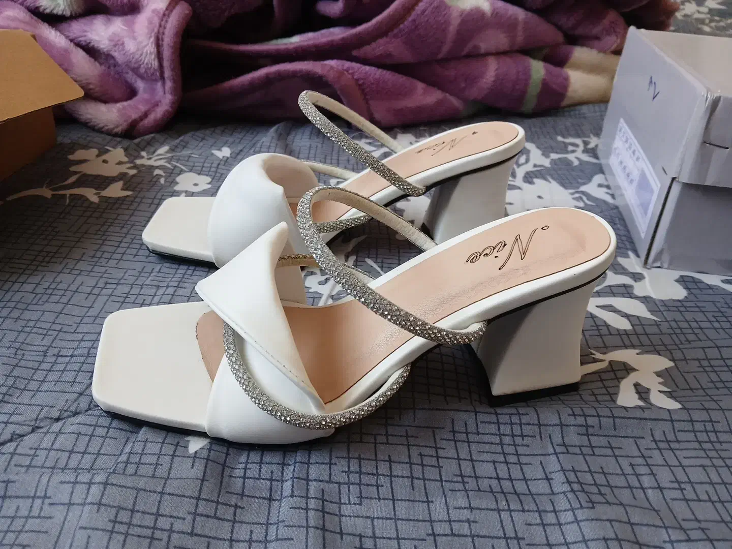 کفش مجلسی|کیف، کفش، کمربند|گلبهار, شهر جدید گلبهار|دیوار