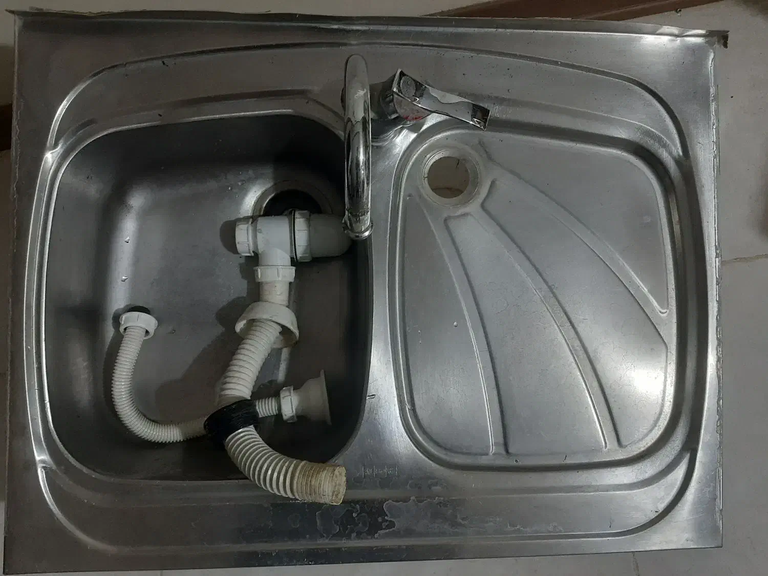 سینگ ظرفشویی|آبچکان و نظمدهنده ظروف|اصفهان, جاوان|دیوار