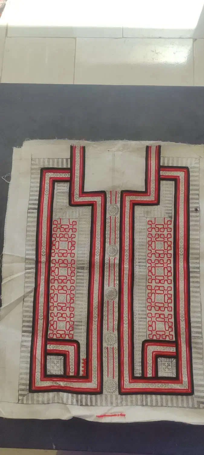 زیح و آستین|لباس|سراوان, |دیوار