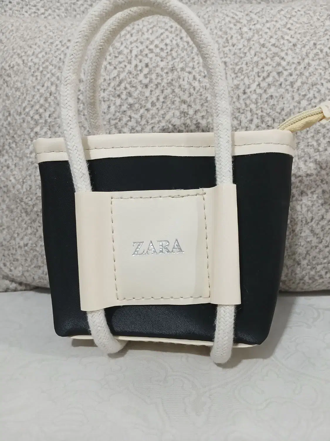 کیف و جاکارتی|کیف، کفش، کمربند|اراک, |دیوار